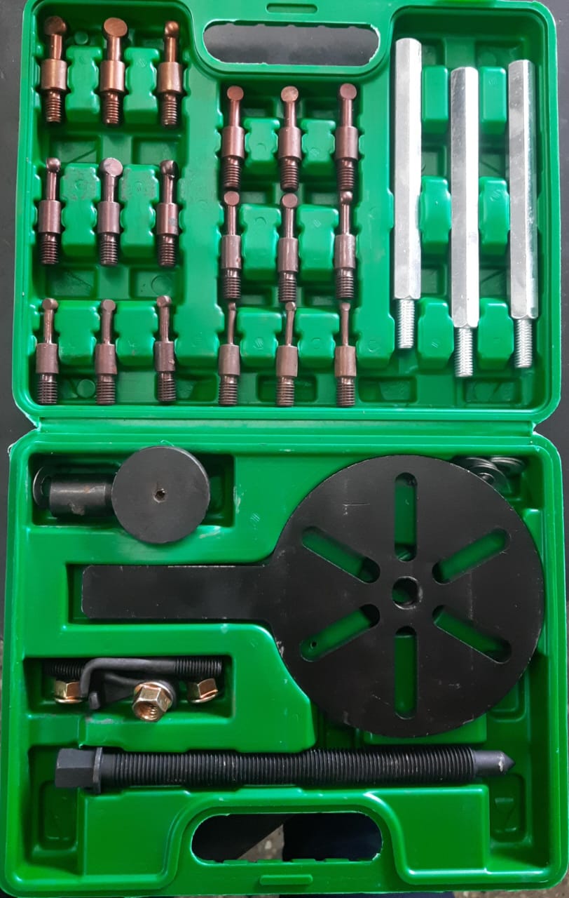 Universal Bearing Puller