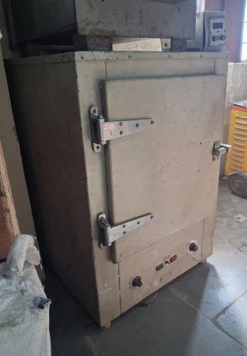Used Laboratory Oven ( Natural Convection)