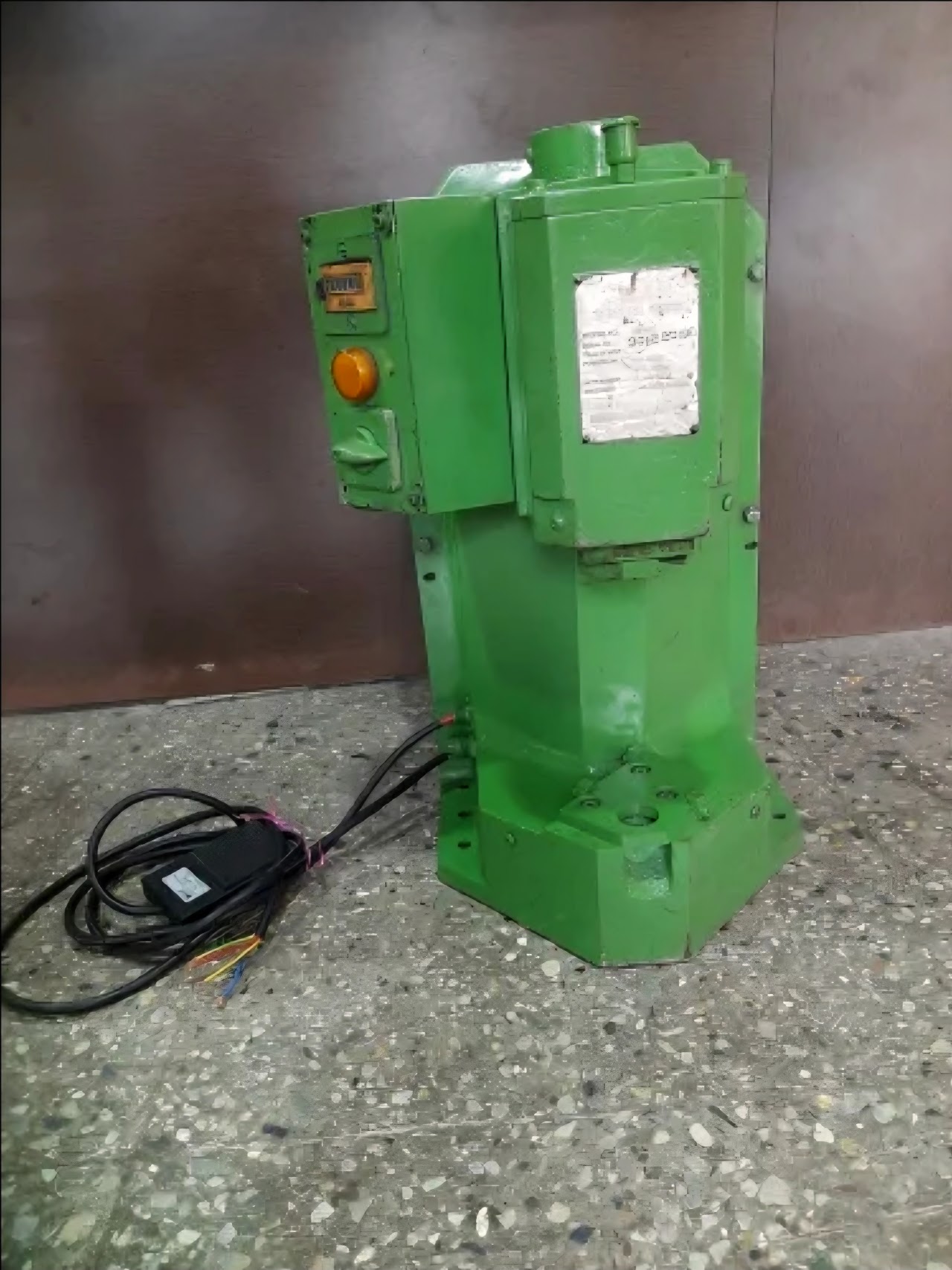 Used Motorised Crimping Press