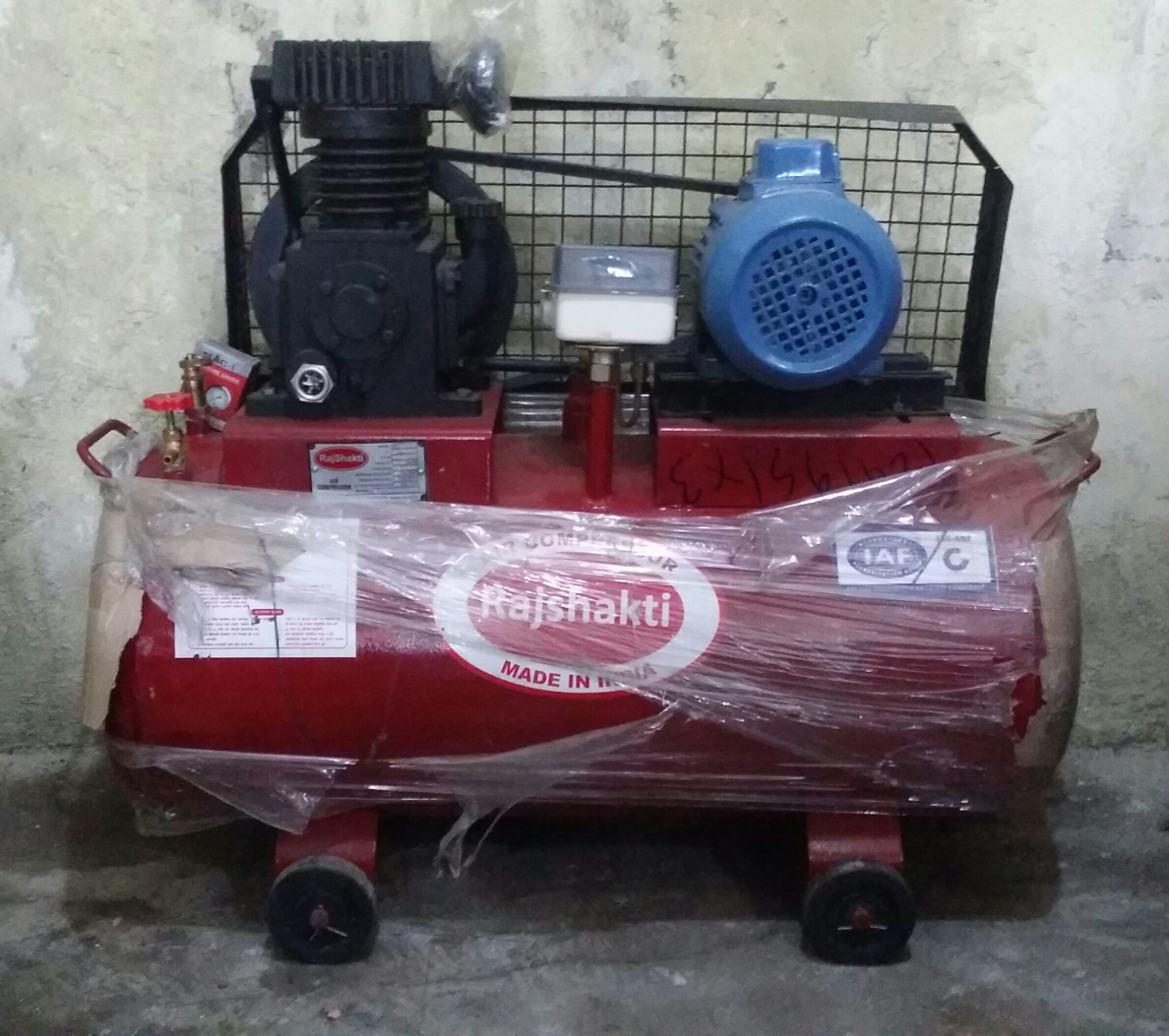 Double piston Air Compressor